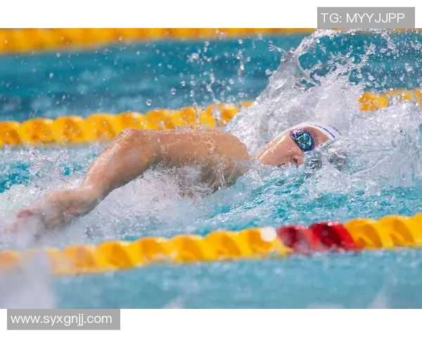 全面解析自由泳技巧与训练方法助你突破自我提升游泳水平